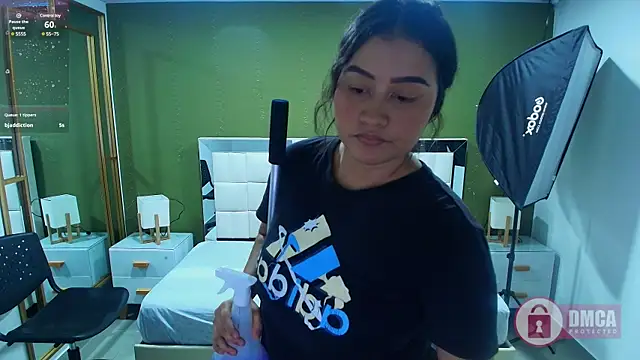 aria_chase webcam