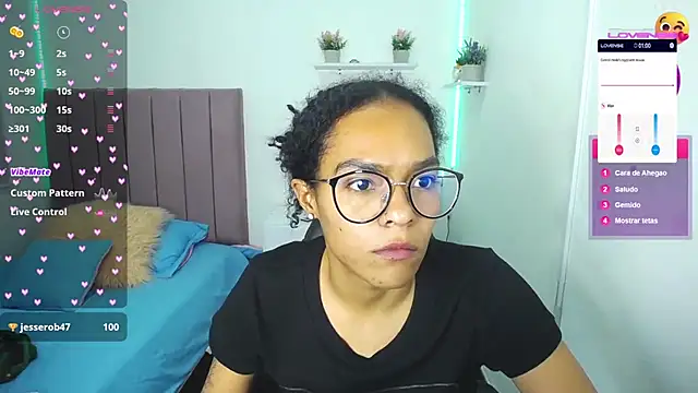 Nina_lovee_ webcam