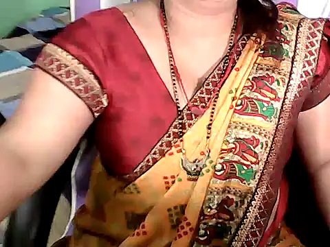 NISHA_JAAN01 webcam