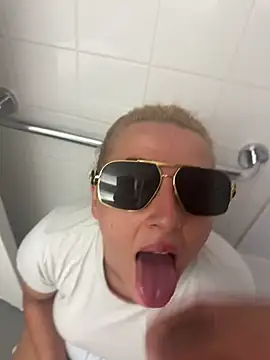 webcam porn online Strongqueen