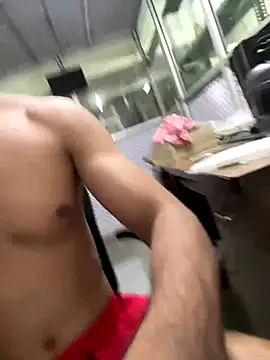 Loveinsync webcam