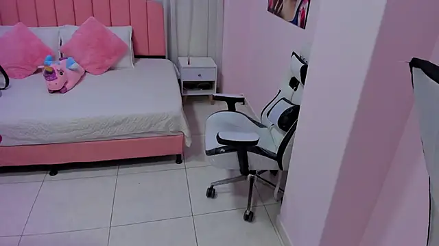 Drea_spice webcam