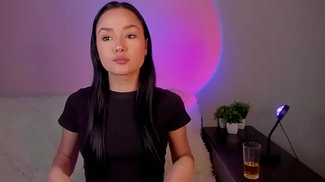 AlyaMoon webcam