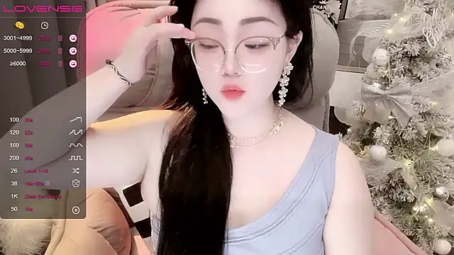 Monica-888 webcam