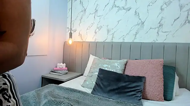 Karlla_Brown webcam