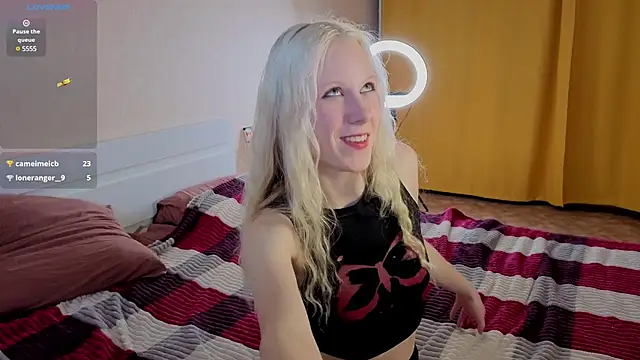 Mary_Kitty88 webcam stripchat model stream image