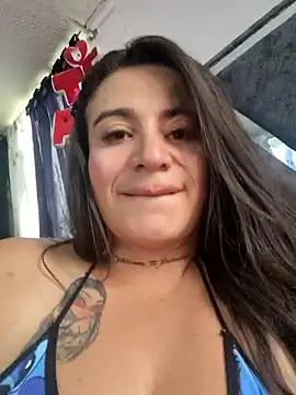 Alona_Evans webcam