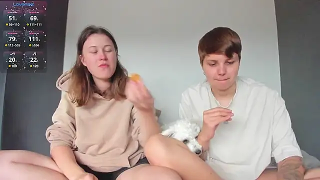 Tenderly_Couple webcam