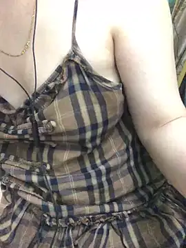 huong_baby - Huong_baby's free webcam - UK Sex Cams