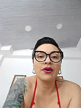 Daniela_Leonn webcam