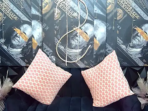 Lilmisbaddyxxx webcam