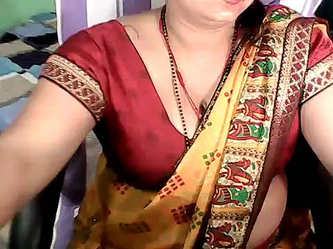 NISHA_JAAN01 webcam