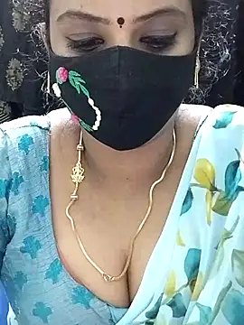 yoga-mithraa webcam