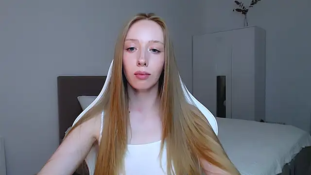 Luna_insniity webcam