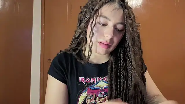 miakimky - MiaKimky's free webcam