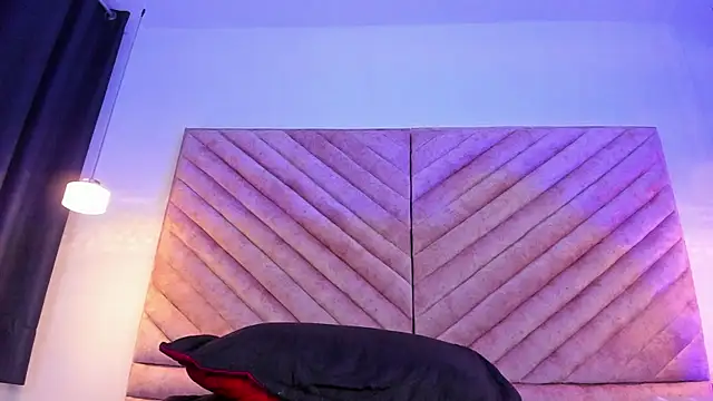 sasha_roldann webcam