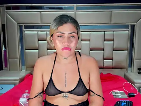 MeliSaavedra webcam