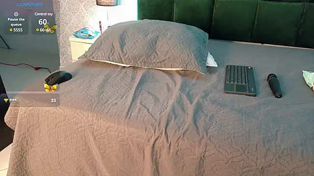 BeccaReedd webcam
