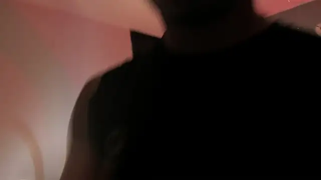 Ronnie_Miller1 webcam