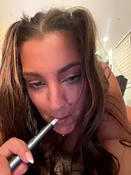 Sara_Orchid webcam