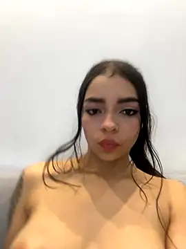 TaylorGreys webcam