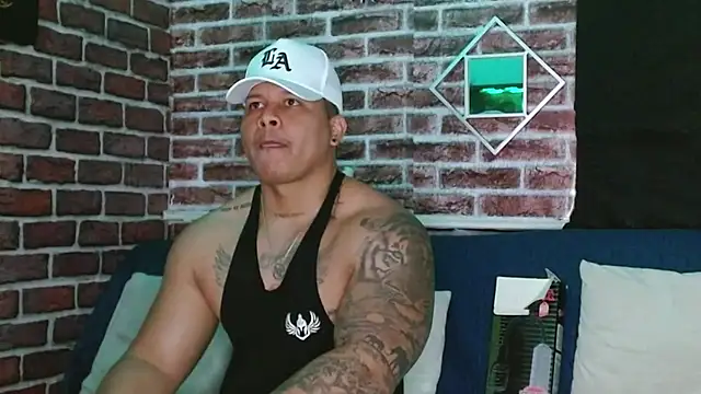 jordan_black_bicock_ webcam