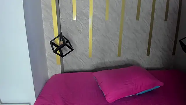 Abril_Hillss webcam