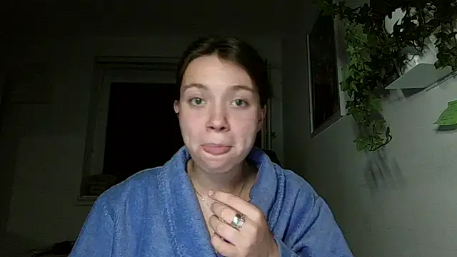 WonderAngela webcam