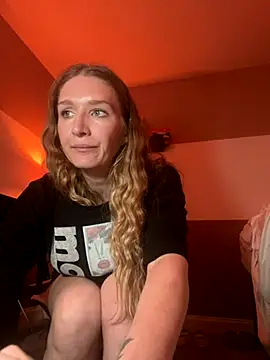 StackedSweetie webcam