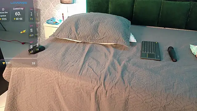 BeccaReedd webcam