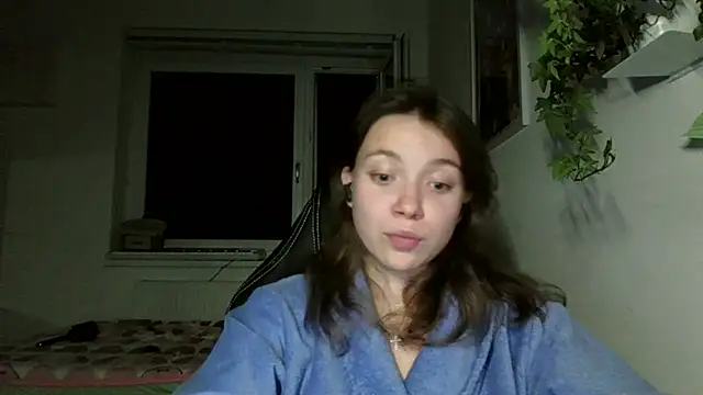WonderAngela webcam