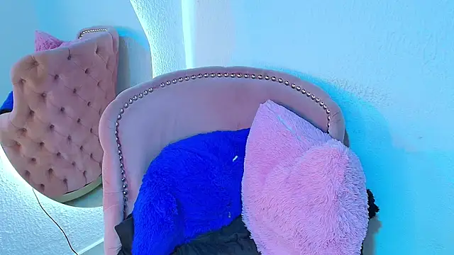 mia_ailyn_ webcam