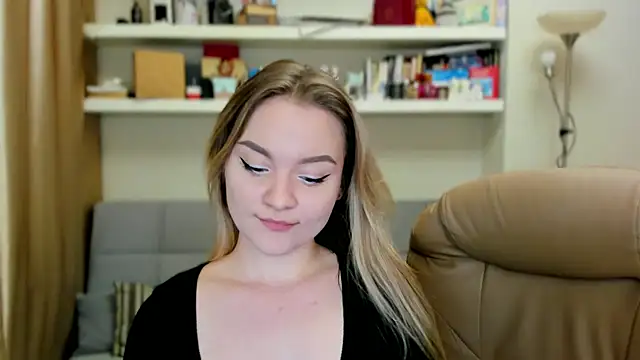 Kara_Smith_ webcam