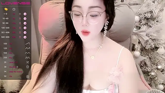 Monica-888 webcam