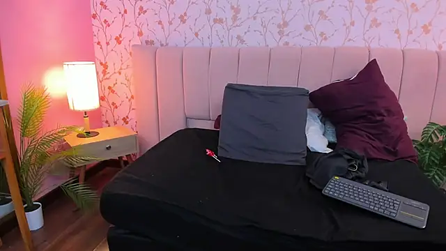 ailynross webcam