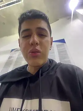 Angel_Khouri webcam