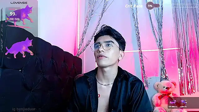 benji_hoter webcam