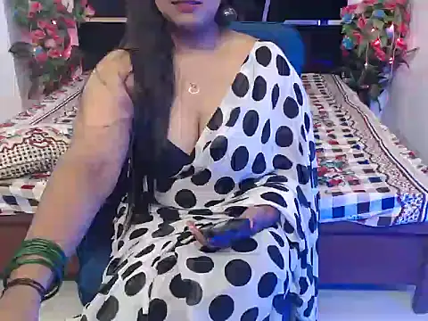 Yours-Mannat webcam