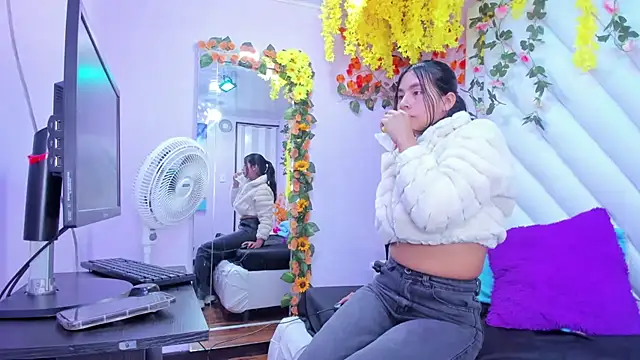 Miaa_Davis_ webcam