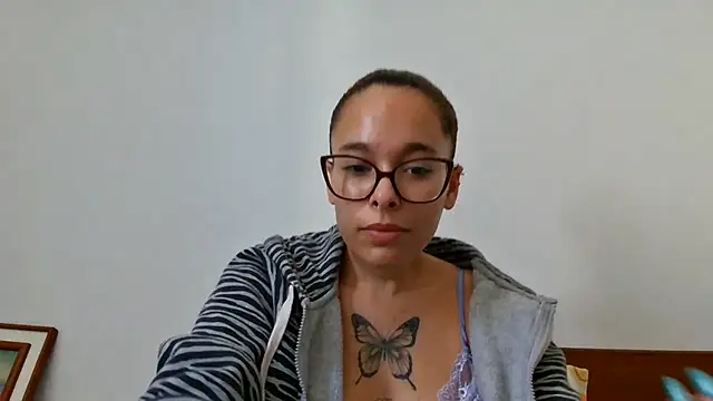 dominamoon_ webcam