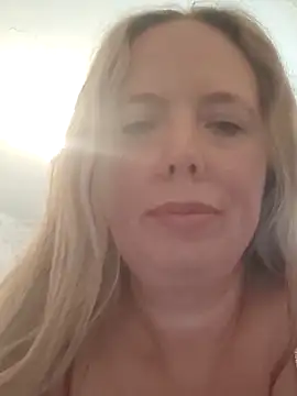 Irina3718 webcam