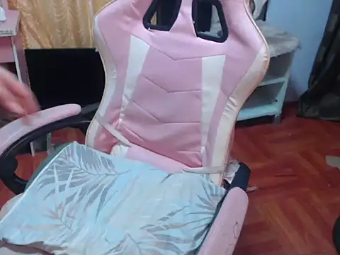 MistressGodQueen webcam