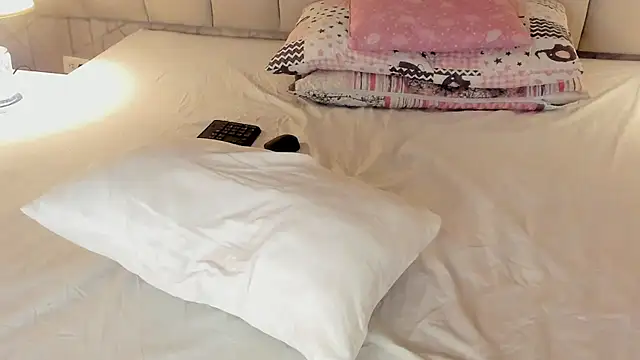 PaulinnaBlue webcam