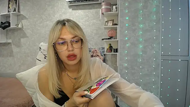 NickyAdamidi webcam