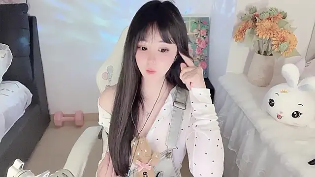  yuii-7 chat room
