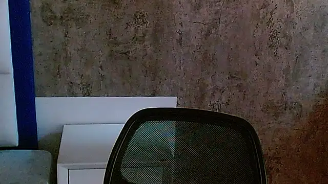 Adam_Bunny1 webcam