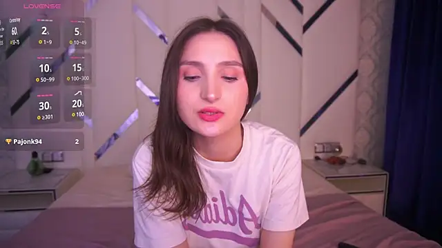 JanieFoxy webcam