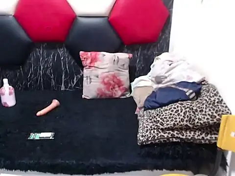 MichelleBonnet webcam