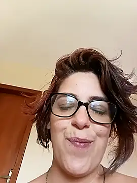 Escarlate4you_ Live Webcam on Stripchat