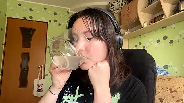 LeshaTeddy webcam